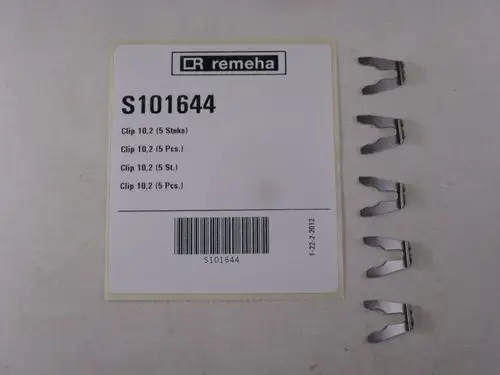 Stanze aus Metall mit fünf Clips auf einer Verpackung. Die Marke Remeha ist auf dem Etikett deutlich sichtbar. Der Artikel ist für diverse Anwendungen geeignet.